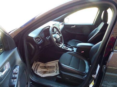 Used 2025 Ford Escape ST-Line w/ Tech Pack #1 image 20