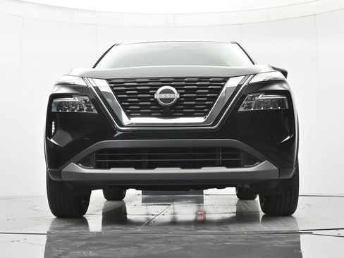 Certified 2023 Nissan Rogue SV FWD image 36