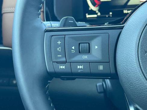 New 2025 Nissan Pathfinder Platinum image 30