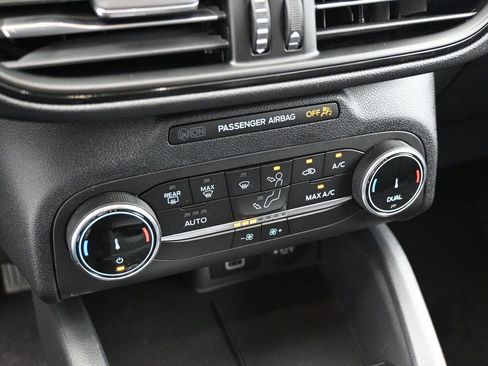 New 2025 Ford Escape ST-Line w/ Equipment Group 301A image 16