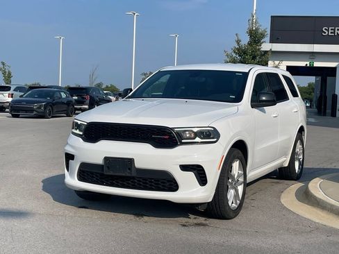 Used 2025 Dodge Durango GT AWD/4WD image 3