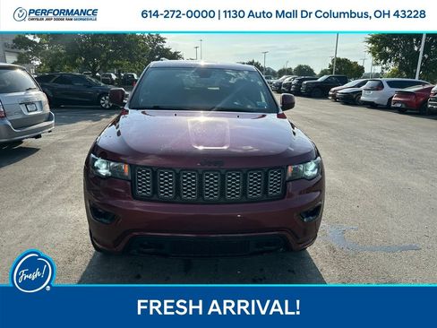 Used 2021 Jeep Grand Cherokee Altitude AWD/4WD image 9