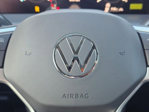 New 2026 Volkswagen Tiguan S image 39