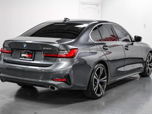 Used 2021 BMW 330i Sedan w/ Driving Assistance Package RWD image 8