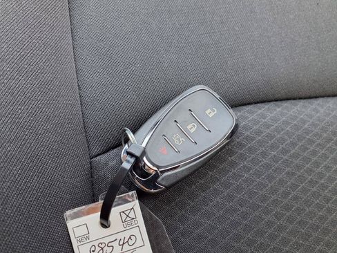 Used 2025 Chevrolet Malibu LS FWD image 16