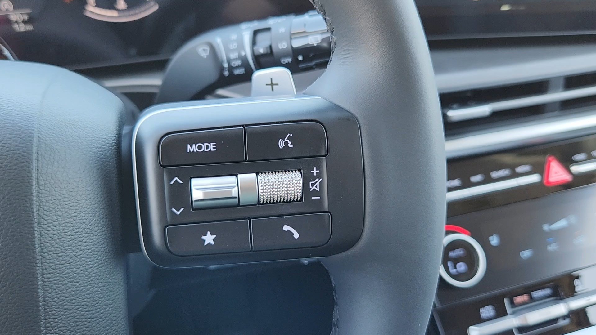New 2026 Hyundai Santa Fe XRT AWD/4WD image 12