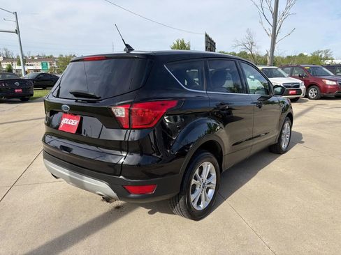 Used 2019 Ford Escape SE AWD/4WD image 6