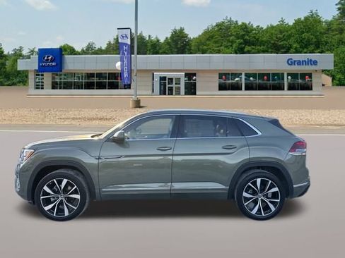 Used 2025 Volkswagen Atlas Cross Sport SEL Premium R-Line image 10