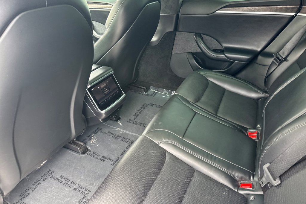 Used 2022 Tesla Model S AWD/4WD image 11
