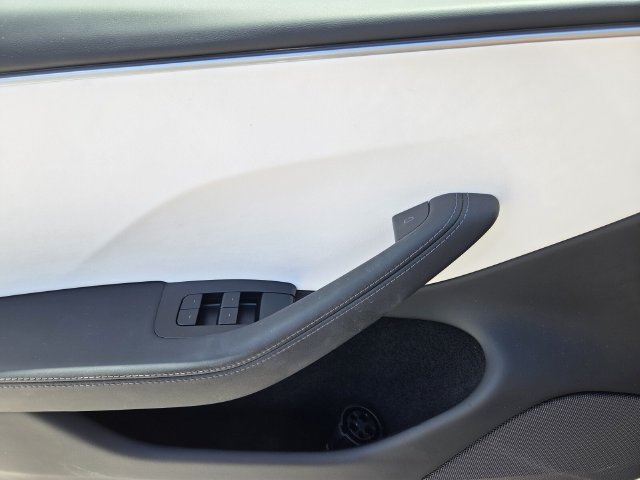 Used 2025 Tesla Model 3 Long Range RWD image 22