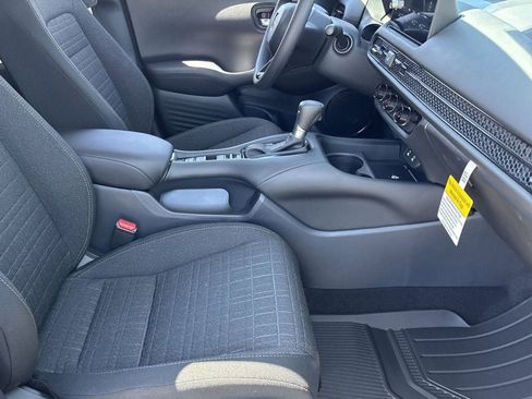 Used 2027 Honda HR-V LX image 8