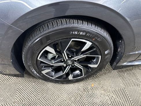 Certified 2025 Hyundai Sonata SEL image 38