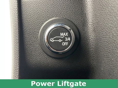 Used 2025 Cadillac XT4 Premium Luxury w/ Technology Package image 22