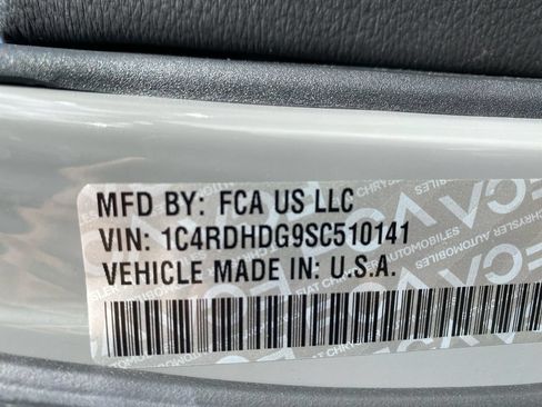 Used 2025 Dodge Durango GT w/ Blacktop Package RWD image 32