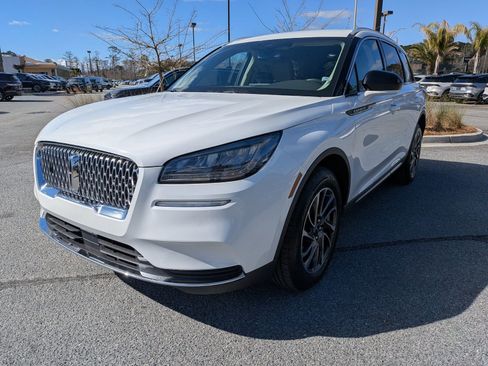 Used 2020 Lincoln Corsair FWD w/ Equipment Group 101A image 9