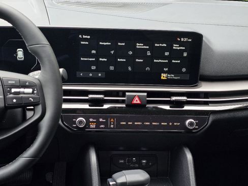 New 2026 Kia Sportage SX FWD image 8