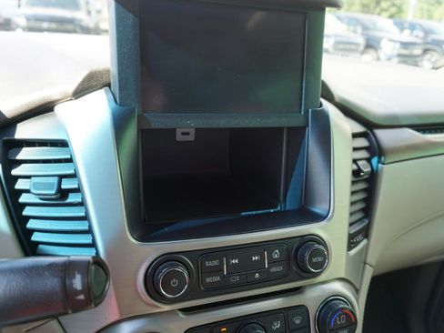 Used 2020 GMC Yukon Denali w/ Denali Premium Package AWD/4WD image 29