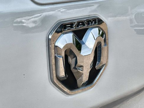 Used 2020 RAM 1500 Laramie AWD/4WD image 17