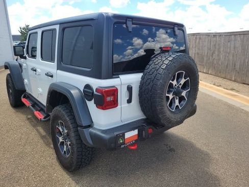 Used 2022 Jeep Wrangler Unlimited Rubicon w/ Cold Weather Group AWD/4WD image 8