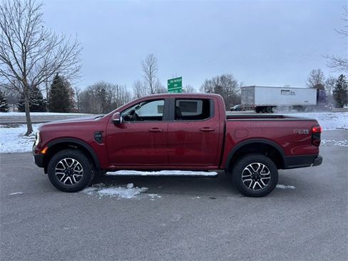 New 2025 Ford Ranger Lariat w/ FX4 Off-Road Package image 4