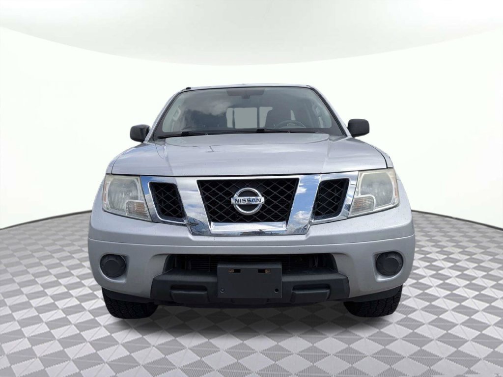 Used 2016 Nissan Frontier SV AWD/4WD image 8