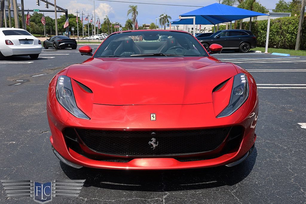 Used 2021 Ferrari 812 GTS RWD image 8
