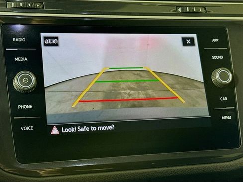 Used 2024 Volkswagen Tiguan S image 11