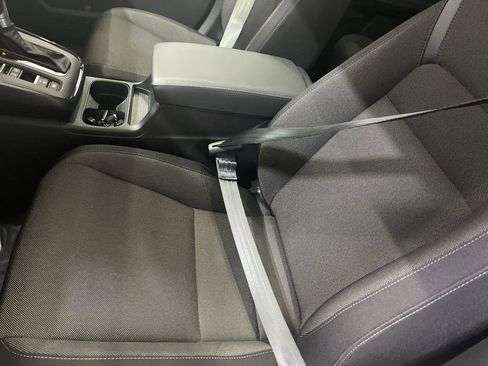 Used 2025 Honda CR-V EX image 11