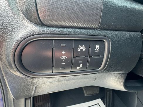 Used 2017 Kia Forte S w/ S Technology Package FWD image 22