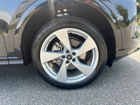 New 2025 Audi Q5 Premium Plus image 25