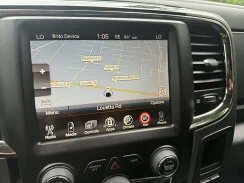Used 2017 RAM 1500 Sport RWD image 21