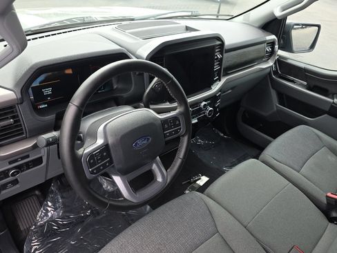 Used 2025 Ford F150 XLT w/ Equipment Group 301A Standard AWD/4WD image 9