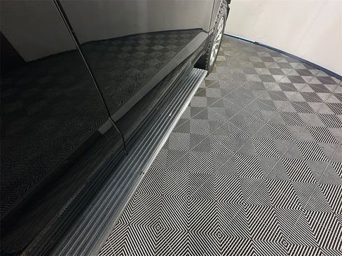 Used 2021 Ford F150 Platinum w/ Equipment Group 701A High image 39