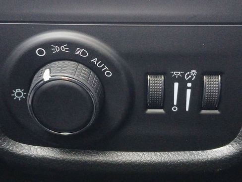 New 2026 Jeep Grand Cherokee L Laredo image 12