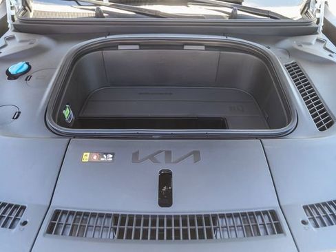 New 2026 Kia EV9 Wind image 28