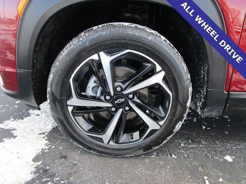 Certified 2023 Chevrolet TrailBlazer RS w/ Convenience Package image 2