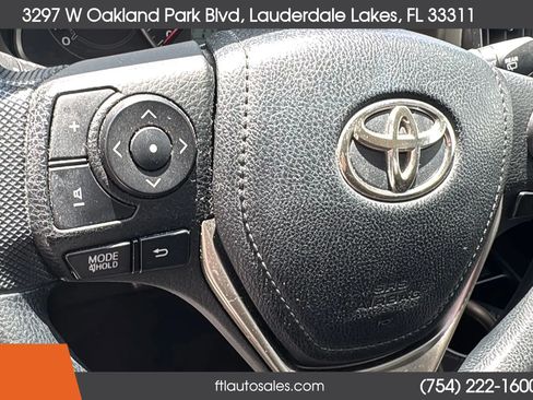 Used 2013 Toyota RAV4 XLE FWD image 45