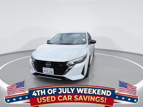 Used 2024 Nissan Sentra SR FWD image 3