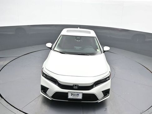 Certified 2024 Honda Civic EX image 33