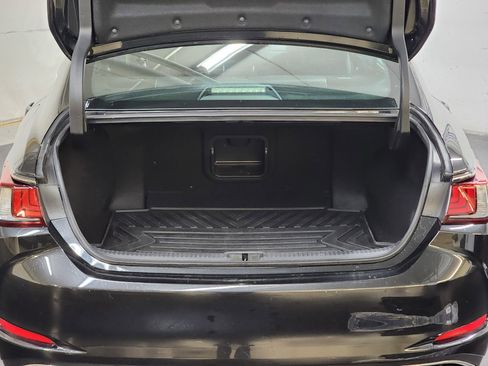 Used 2022 Lexus ES 350 F Sport w/ Accessory Package 2 image 8