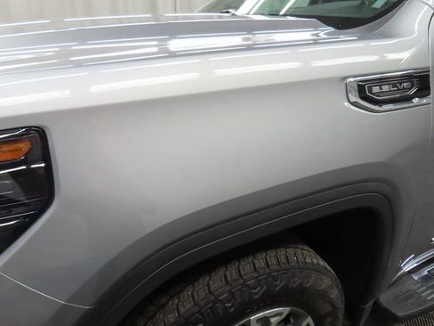Used 2025 GMC Sierra 1500 SLE image 38