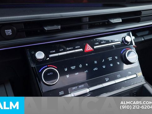 Used 2025 Hyundai Santa Fe Calligraphy image 29