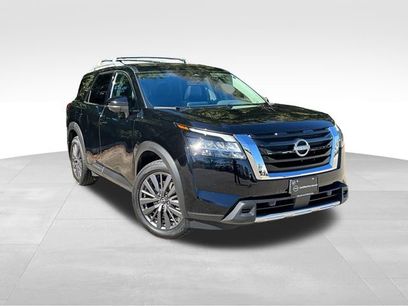 Certified 2023 Nissan Pathfinder SL w/ SL Premium Package