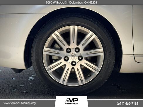Used 2009 Toyota Avalon XL FWD image 30