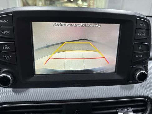 Used 2019 Hyundai Kona SE AWD/4WD image 2