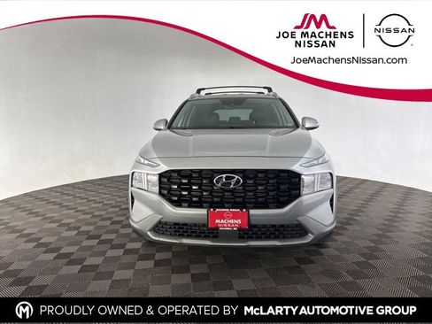 Used 2023 Hyundai Santa Fe SEL image 2