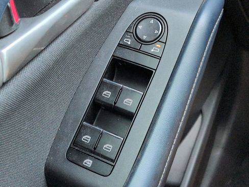 Used 2020 MAZDA CX-30 FWD image 22