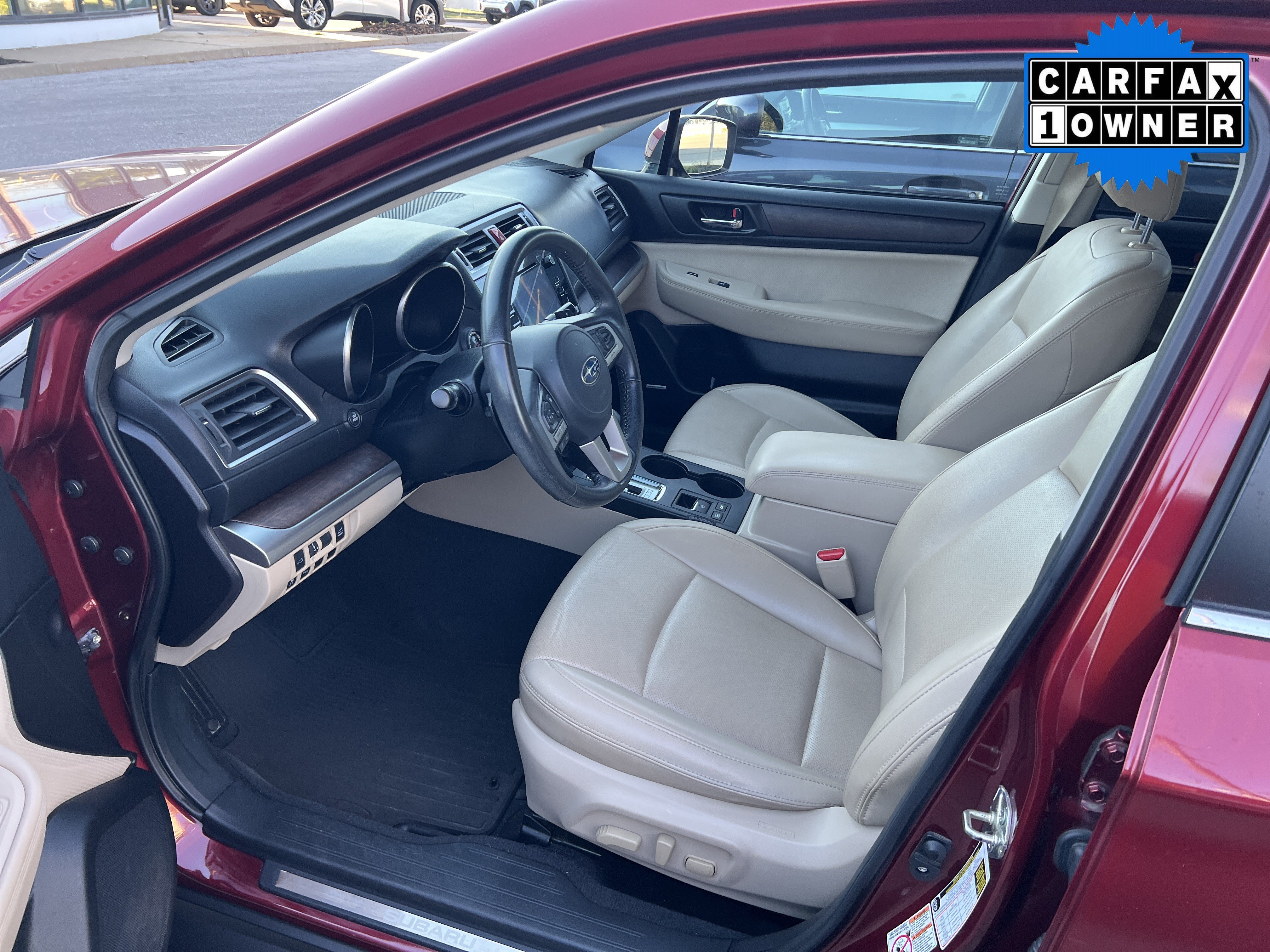 Used 2017 Subaru Outback 2.5i Limited AWD/4WD image 5