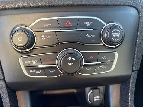 Used 2021 Dodge Charger SXT w/ Leather Interior Group image 45