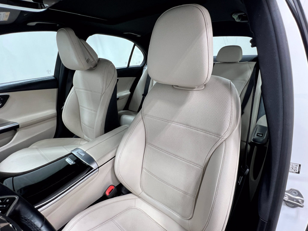 Used 2022 Mercedes-Benz C 300 4MATIC Sedan image 14